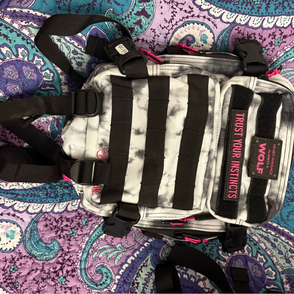 Wolfpak Black and White Women's Backpack
